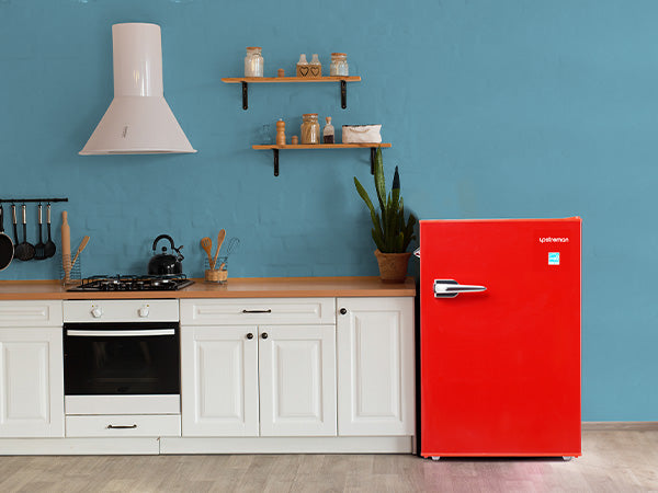 Upstreman 4.5 Cu Ft Retro Compact Refrigerator, Mini Fridge with Freezer for Bedroom, Adjustable Thermostat, Side Bottle Opener, Small Fridge for Office, Bedroom, Dorm, Bar, Red-CR45